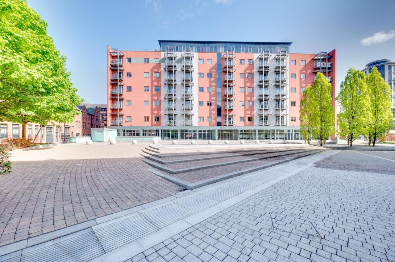 Crown Apartments 3B By Week2Week Newcastle-upon-Tyne Exteriör bild