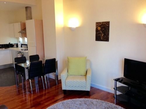 Crown Apartments 3B By Week2Week Newcastle-upon-Tyne Exteriör bild